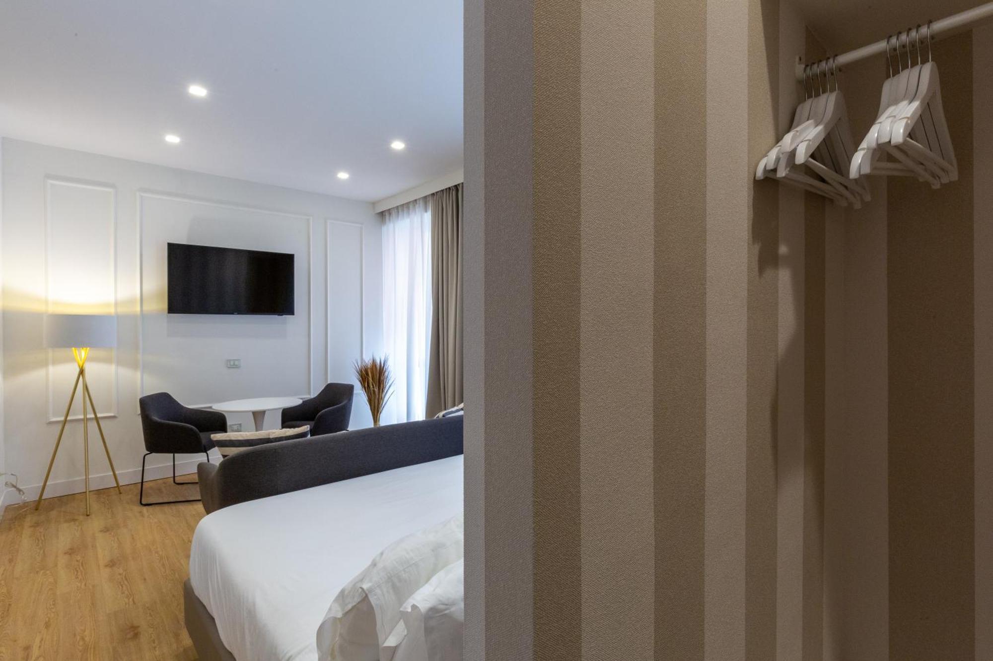 Casa Lounge Costituzione Hotel Cagliari Kültér fotó