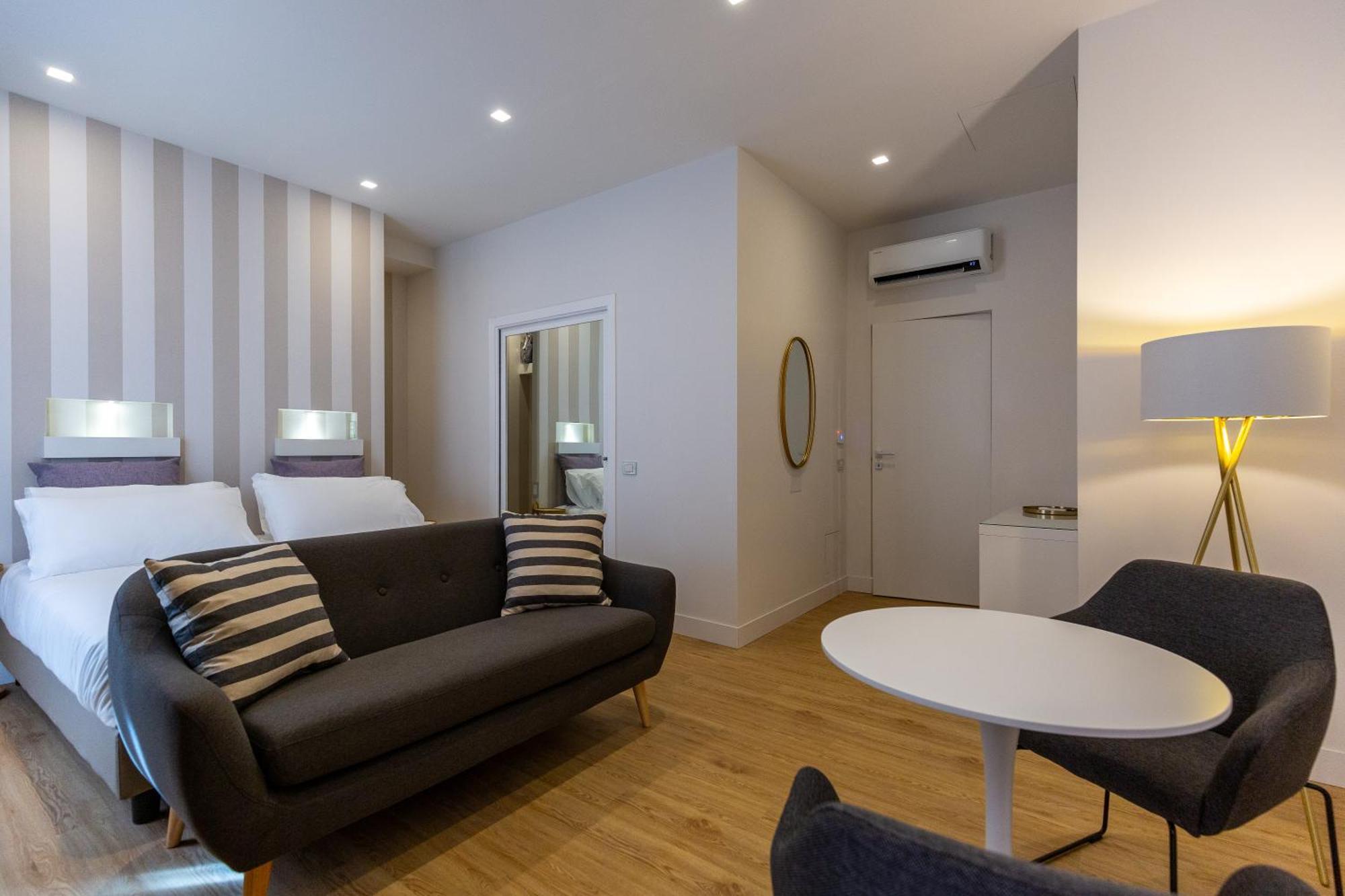 Casa Lounge Costituzione Hotel Cagliari Kültér fotó