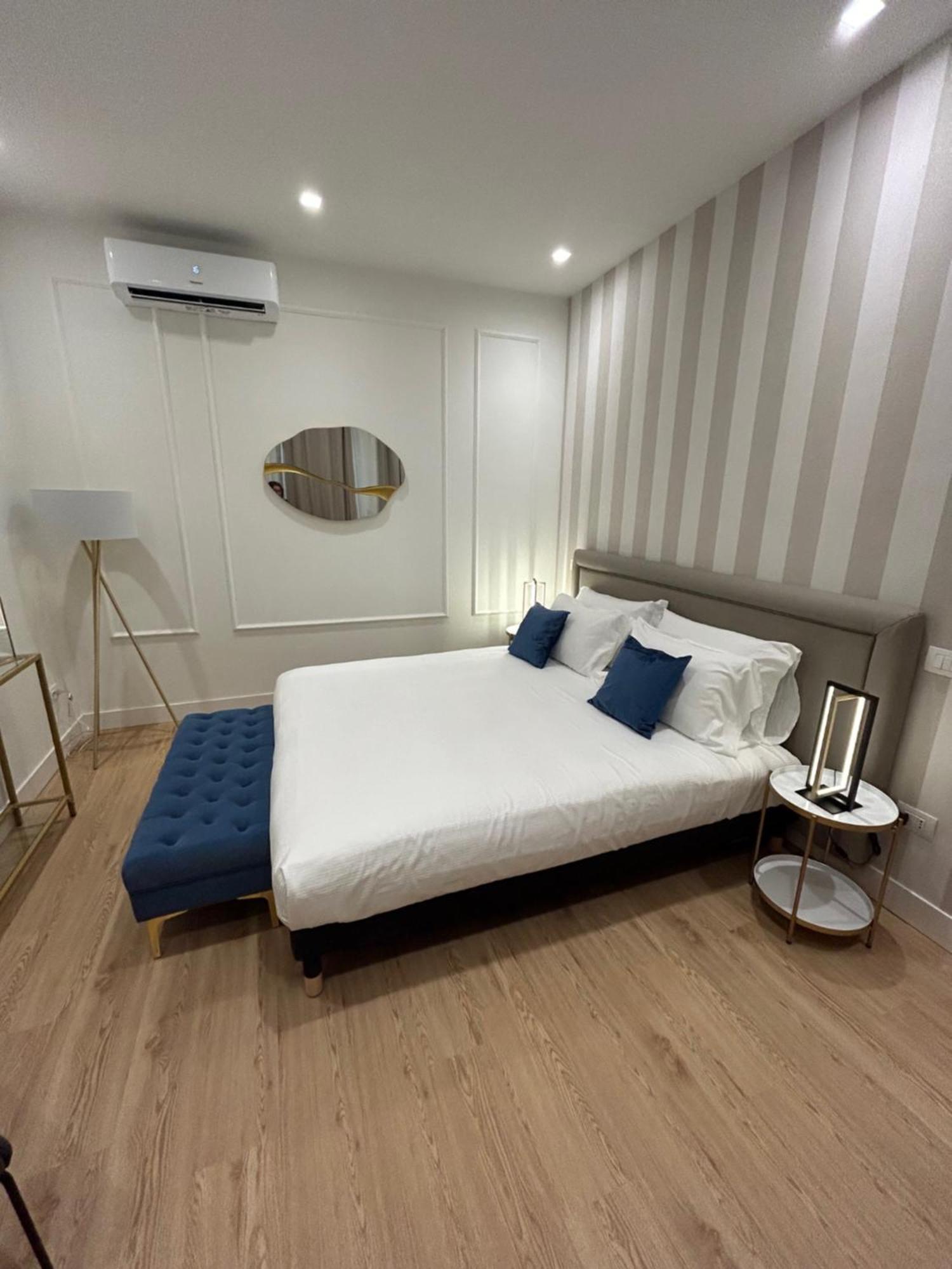 Casa Lounge Costituzione Hotel Cagliari Kültér fotó