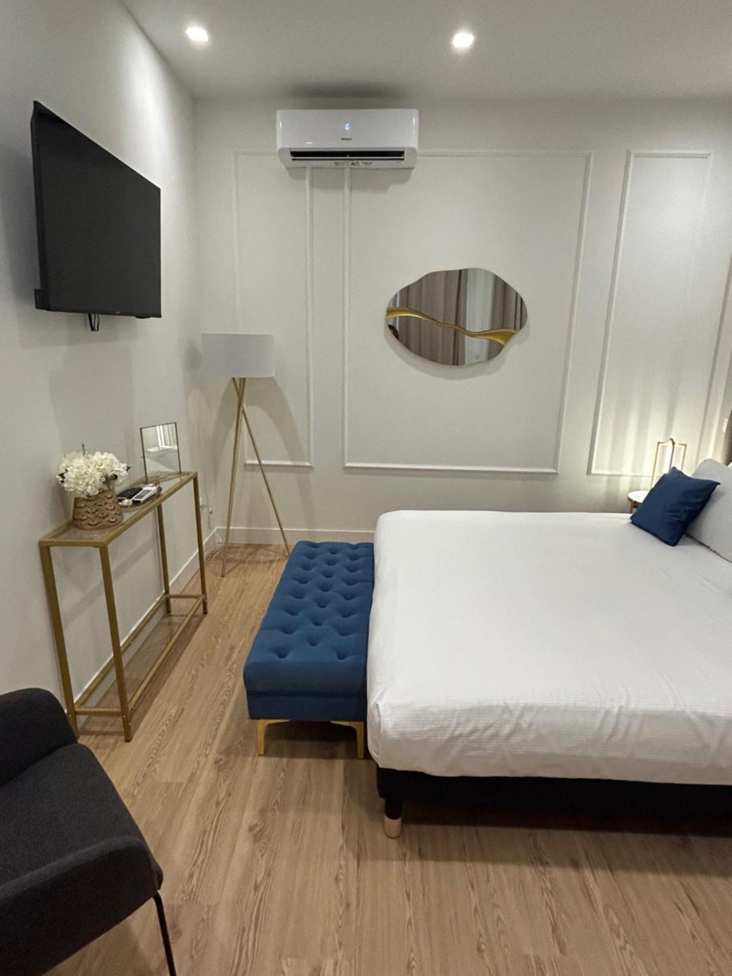 Casa Lounge Costituzione Hotel Cagliari Kültér fotó