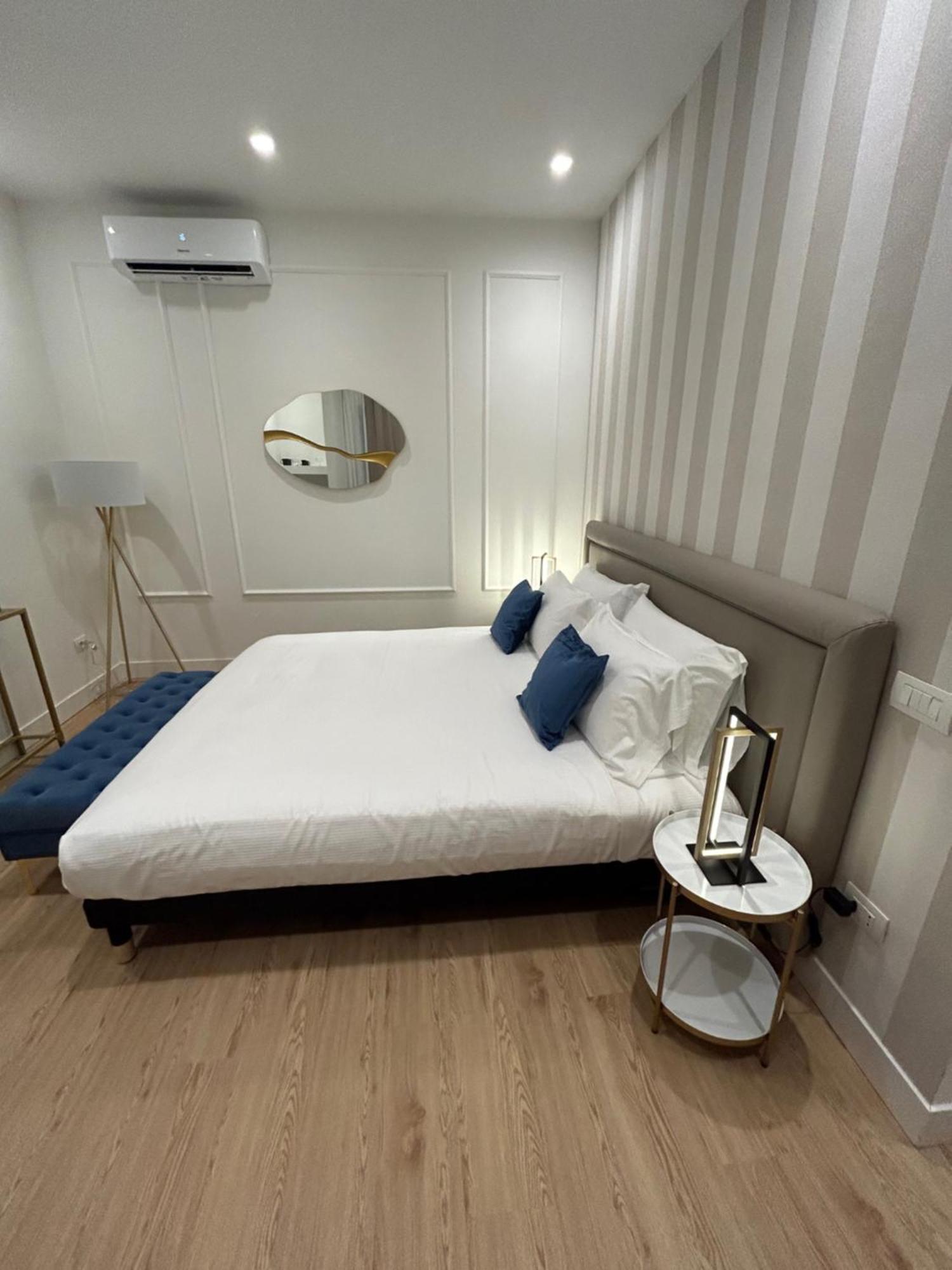 Casa Lounge Costituzione Hotel Cagliari Kültér fotó